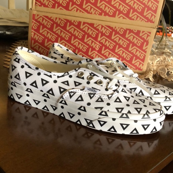 Vans Shoes - Vans ♥️